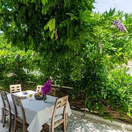 Apartment Wisteria Dubrovnik